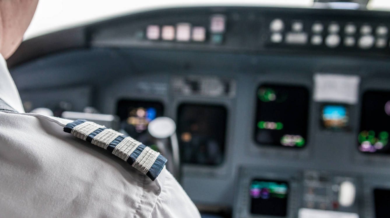 Comandante De Vuelo Sueldo Exoticviajes