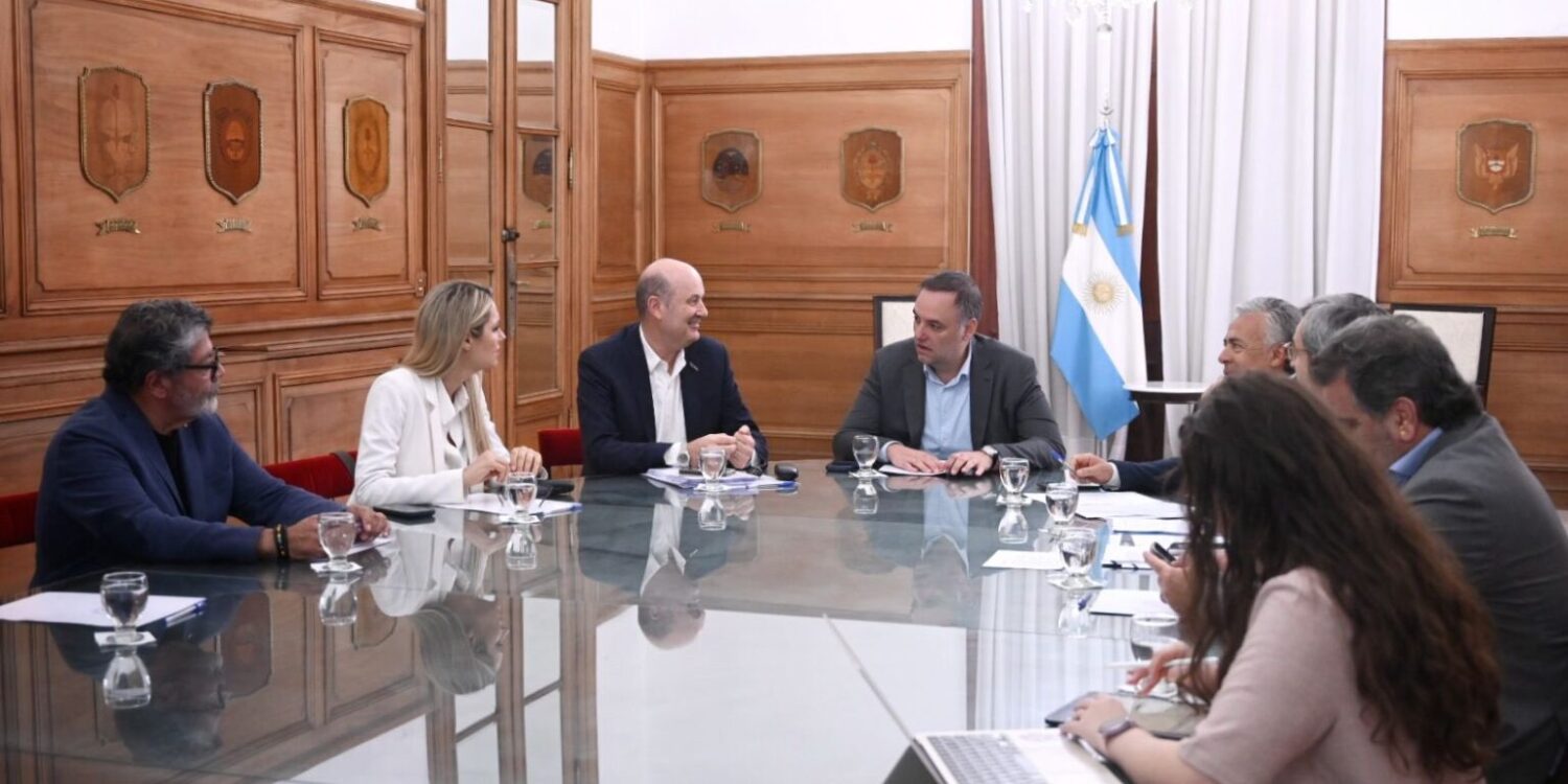 Consejo de Mayo: La CGT habló de «modernización sin perder derechos» y negó  acuerdo por la reforma laboral – Aviones.com